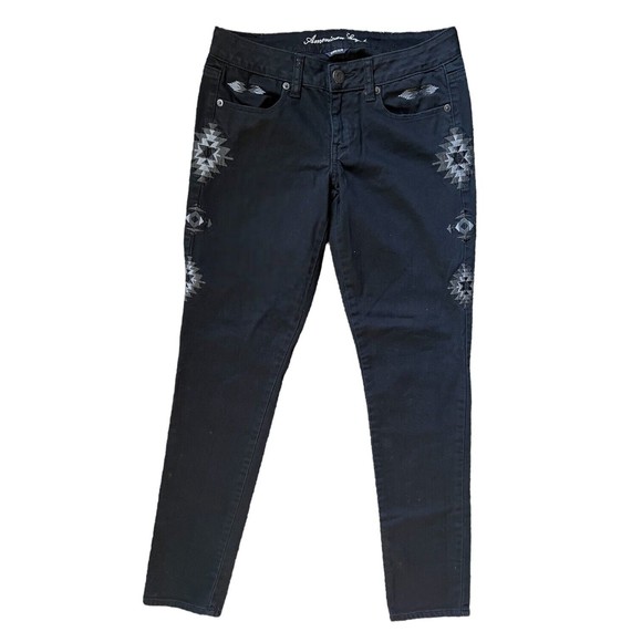 American Eagle Jeans Women’s Size 4 Black Skinny Embroidered Aztec Threads Pants - Picture 1 of 9